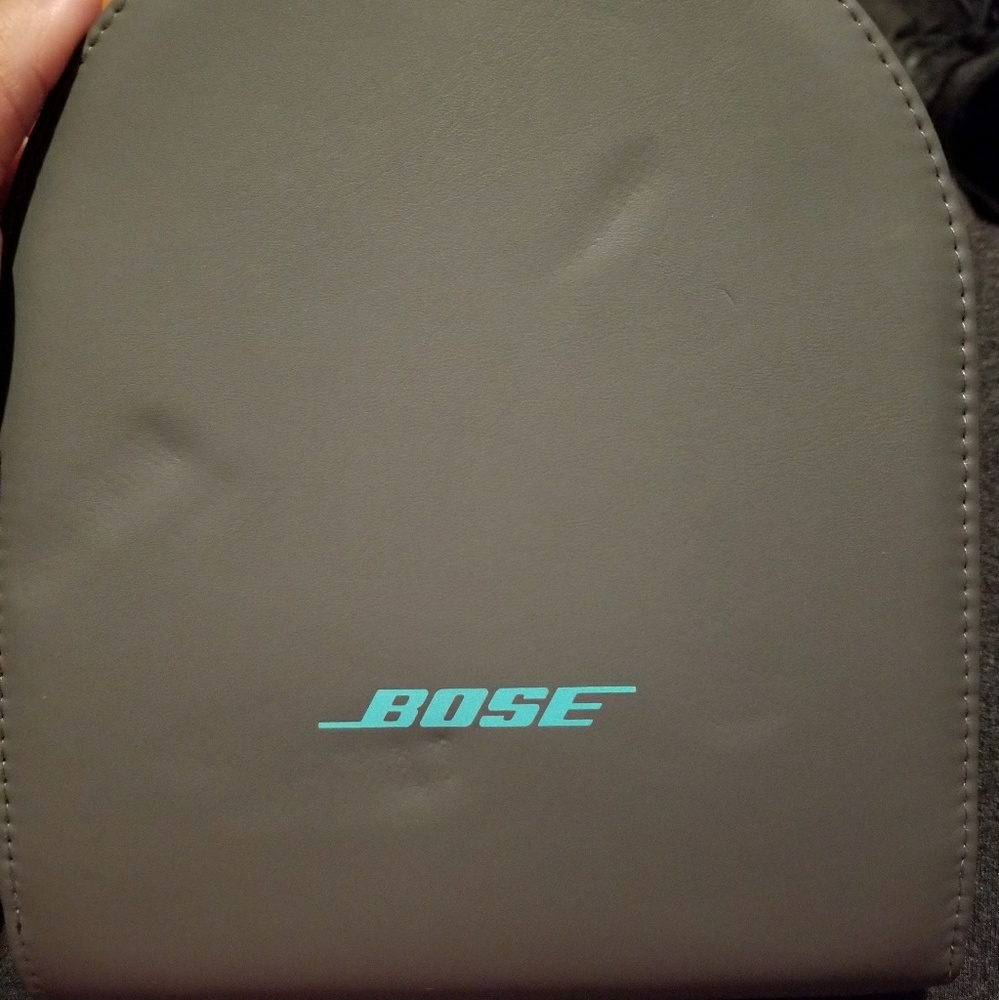 Bose mint green headphones